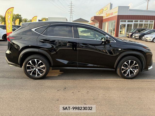 Lexus RX 2015-08 8315221-6