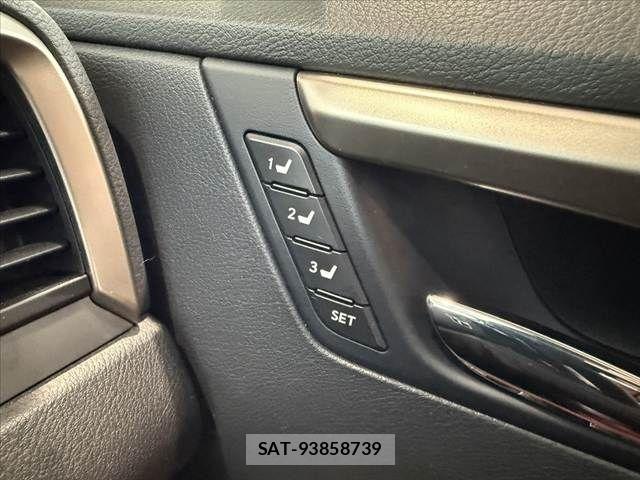 Lexus RX 2016-10 8336592-28