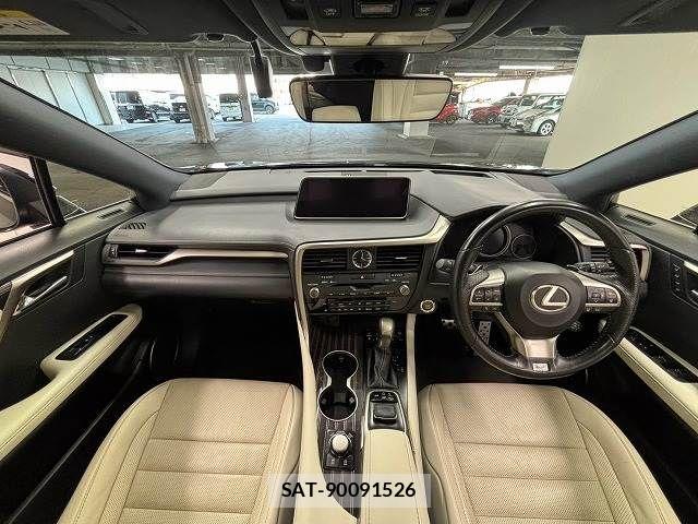 Lexus RX 2017-06 8627517-1