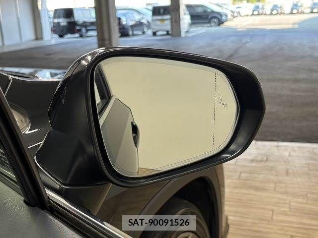 Lexus RX 2017-06 8627517-5