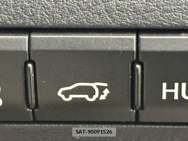 Lexus RX 2017-06 8627517-8