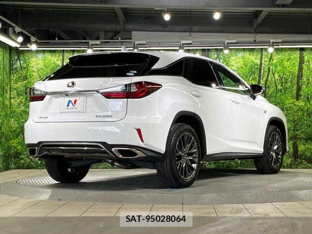 Lexus RX 2016-12 8743499-16