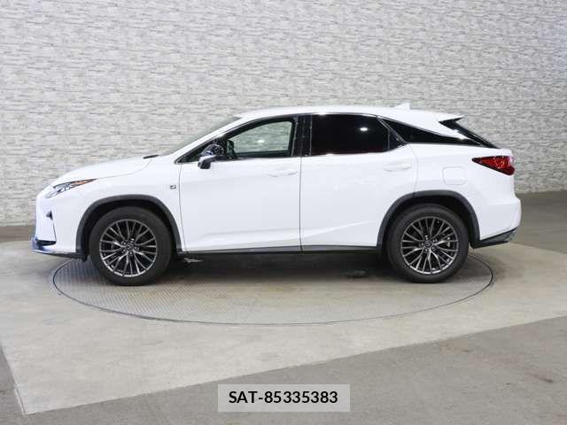 Lexus RX 2016-04 1102150-11