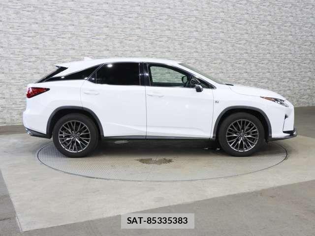 Lexus RX 2016-04 1102150-12