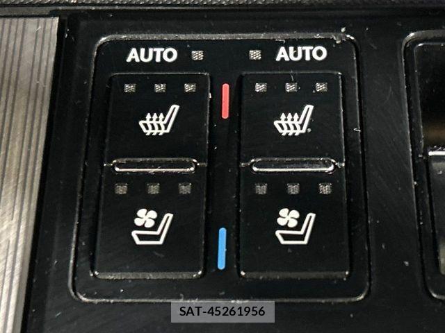 Lexus RX 2016-07 6612930-4