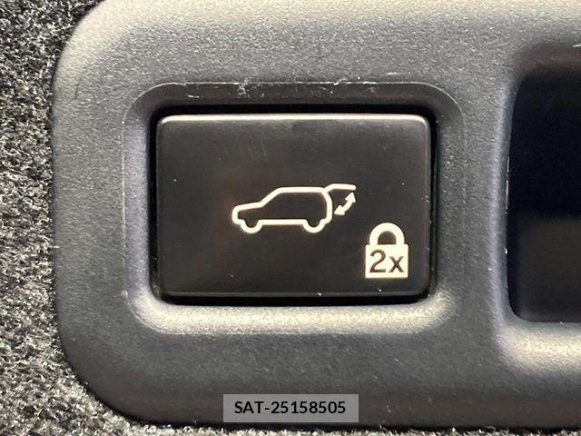 Lexus RX 2016-04 6815740-5