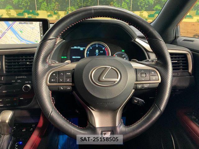 Lexus RX 2016-04 6815740-7