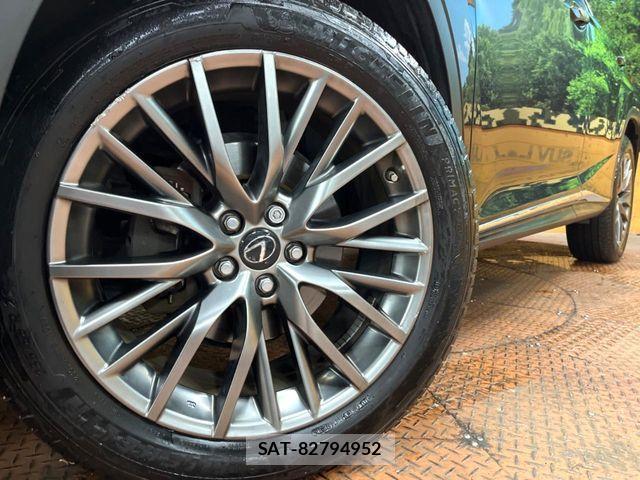 Lexus RX 2016-08 6815741-12