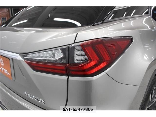 Lexus RX 2016-01 7221107-18