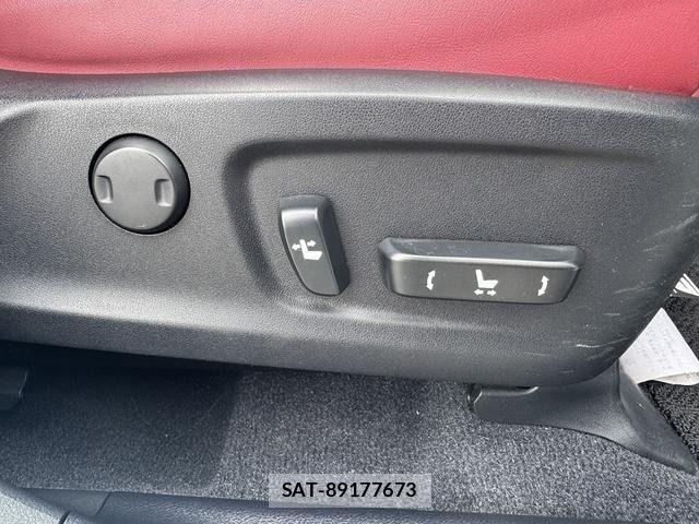 Lexus RX 2016-10 7786625-24