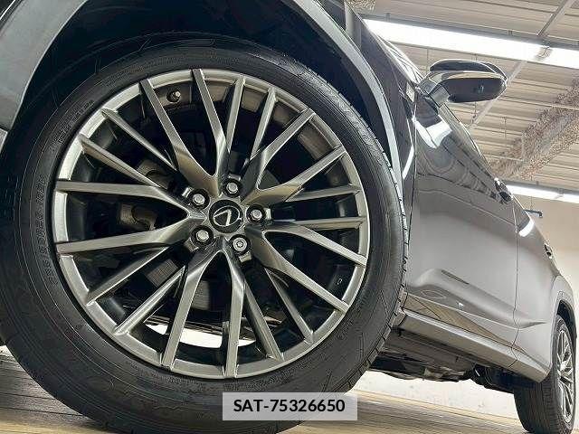 Lexus RX 2017-05 7786629-13