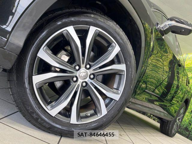 Lexus RX 2017-05 8146083-12