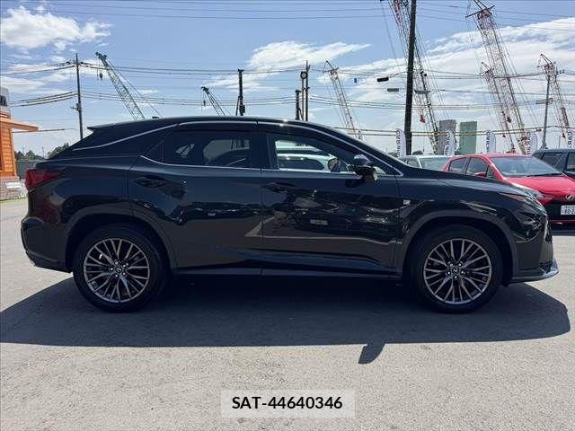 Lexus RX 2016-02 8208453-11