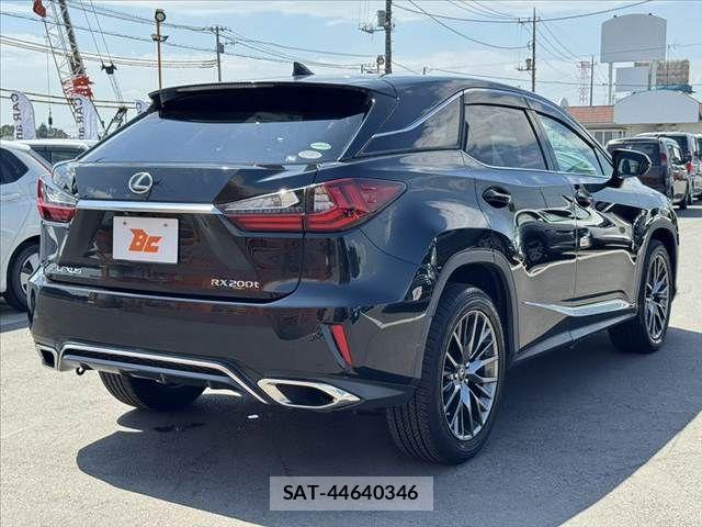 Lexus RX 2016-02 8208453-14