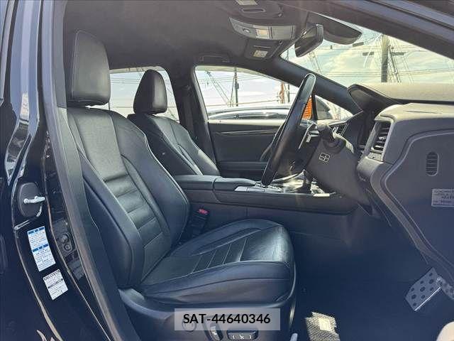Lexus RX 2016-02 8208453-15
