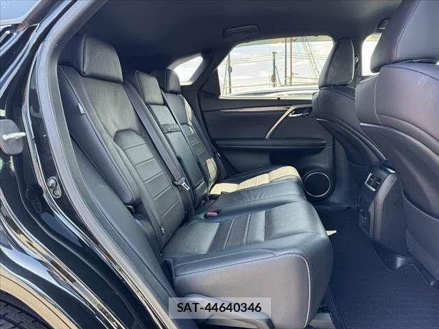 Lexus RX 2016-02 8208453-19