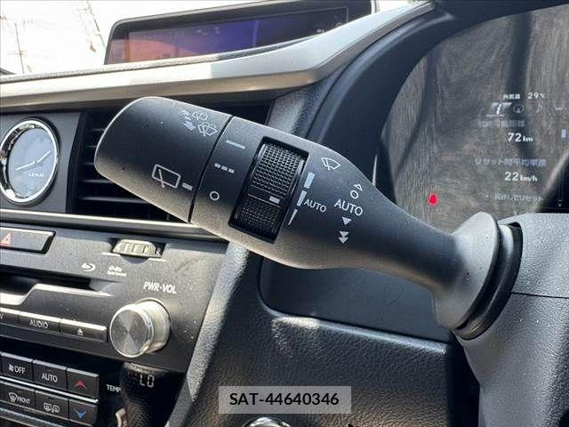 Lexus RX 2016-02 8208453-28
