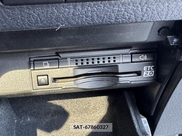 Lexus RX 2016-04 8245752-17