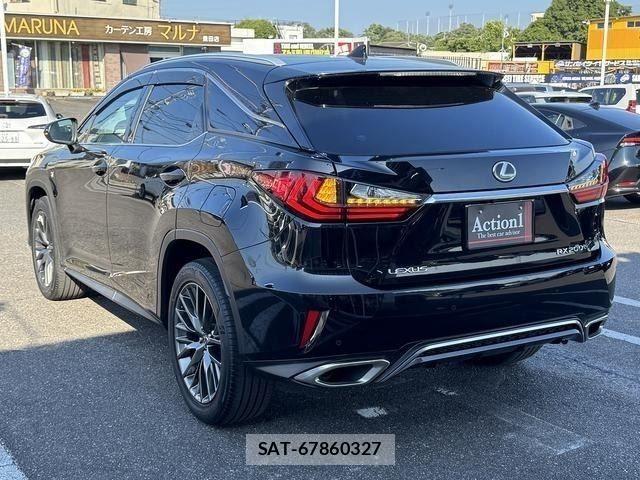 Lexus RX 2016-04 8245752-3