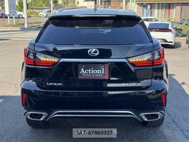 Lexus RX 2016-04 8245752-4