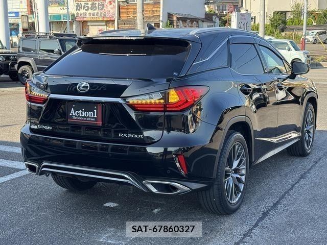 Lexus RX 2016-04 8245752-5