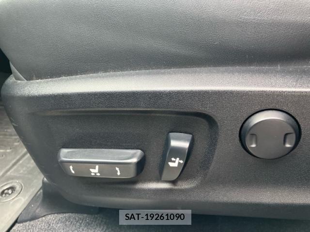 Lexus RX 2016-08 8366783-13