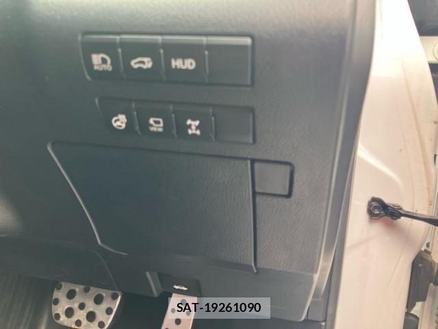Lexus RX 2016-08 8366783-17