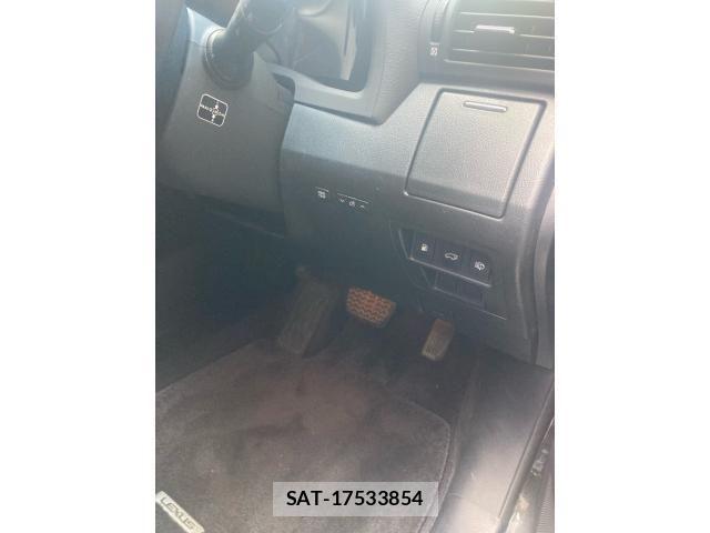 Lexus RX 2012-08 7221119-13