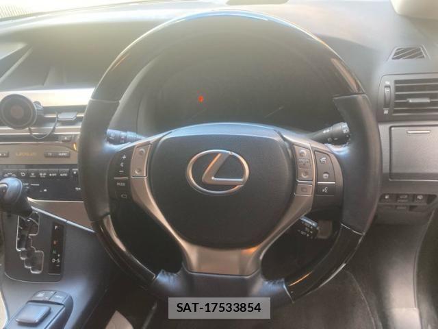 Lexus RX 2012-08 7221119-14