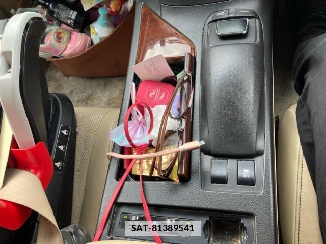Lexus RX 2012-09 7786630-19