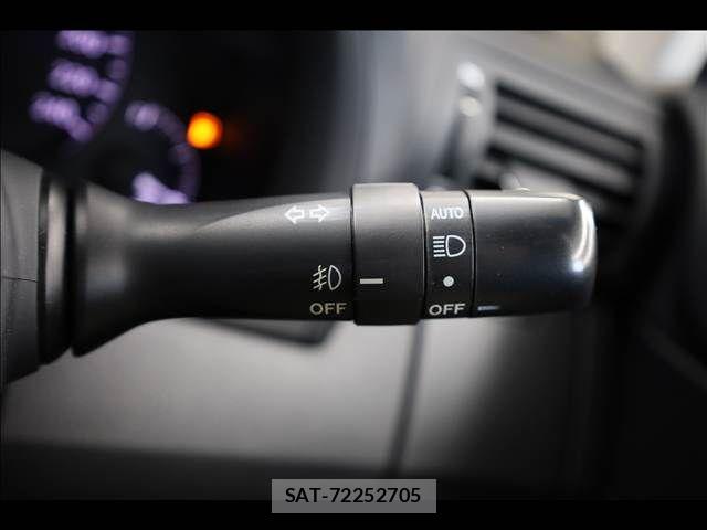 Lexus RX 2013-05 8208454-16