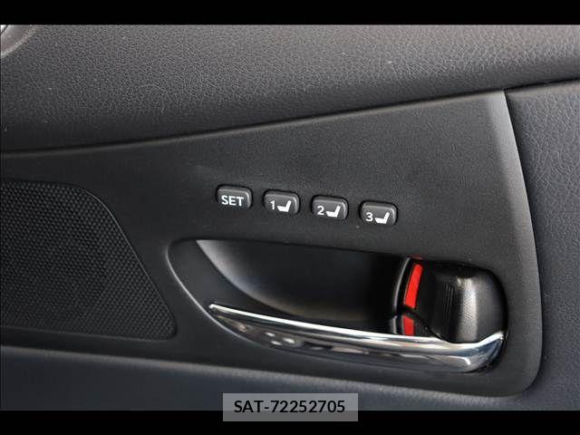 Lexus RX 2013-05 8208454-6