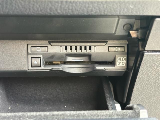 Lexus RX 2018-03 1546584-21