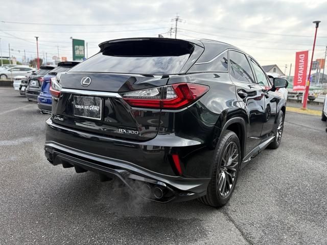 Lexus RX 2018-03 1546584-6