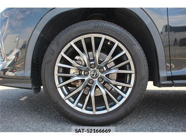 Lexus RX 2021-01 4371592-10