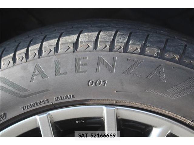 Lexus RX 2021-01 4371592-11