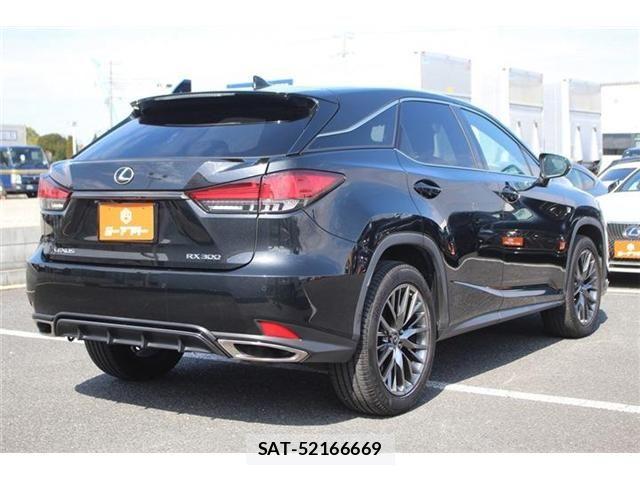 Lexus RX 2021-01 4371592-7