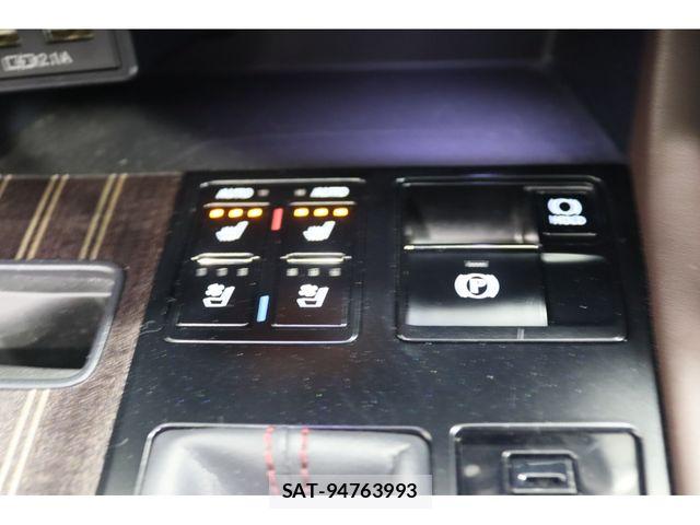 Lexus RX 2019-11 6011882-19