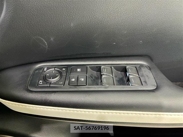 Lexus RX 2021-01 6245278-17