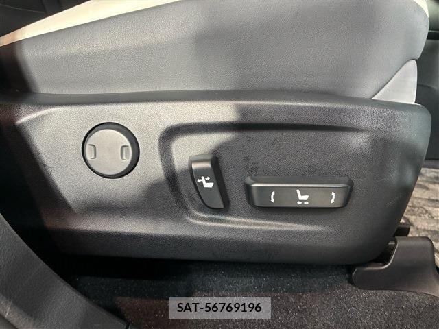 Lexus RX 2021-01 6245278-18