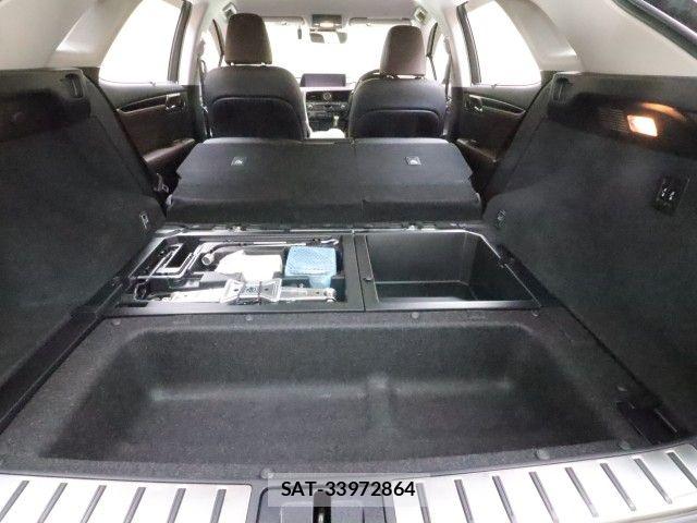 Lexus RX 2018-04 6612934-13
