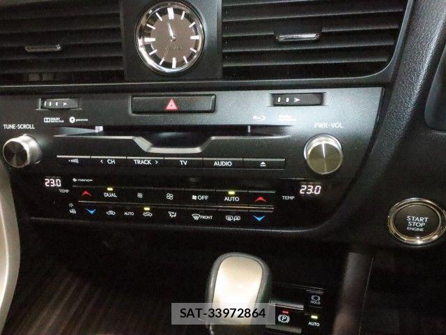 Lexus RX 2018-04 6612934-21