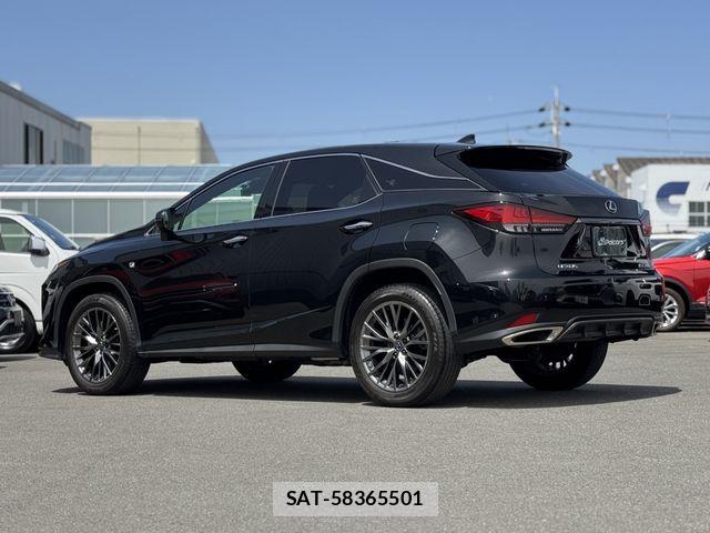 Lexus RX 2021-01 6612933-26