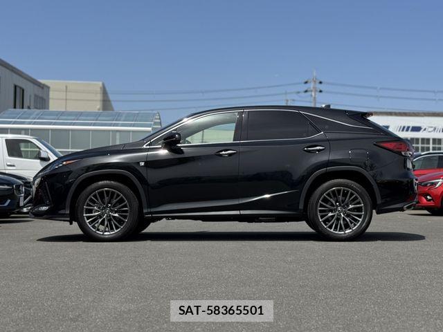 Lexus RX 2021-01 6612933-27