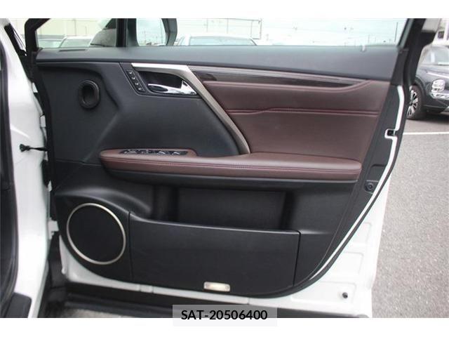 Lexus RX 2018-11 6672308-17