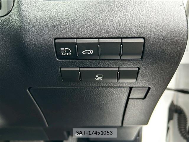 Lexus RX 2021-03 6676716-24