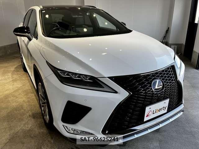 Lexus RX 2020-10 6907828-11