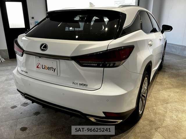 Lexus RX 2020-10 6907828-14