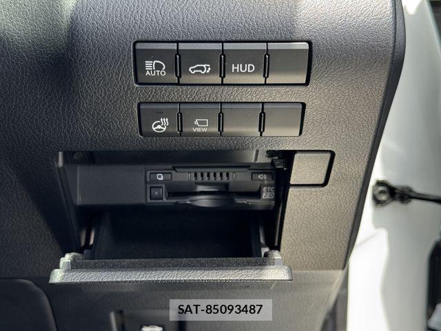Lexus RX 2021-03 7059316-12