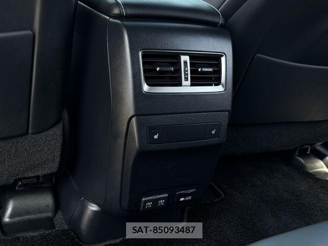 Lexus RX 2021-03 7059316-17